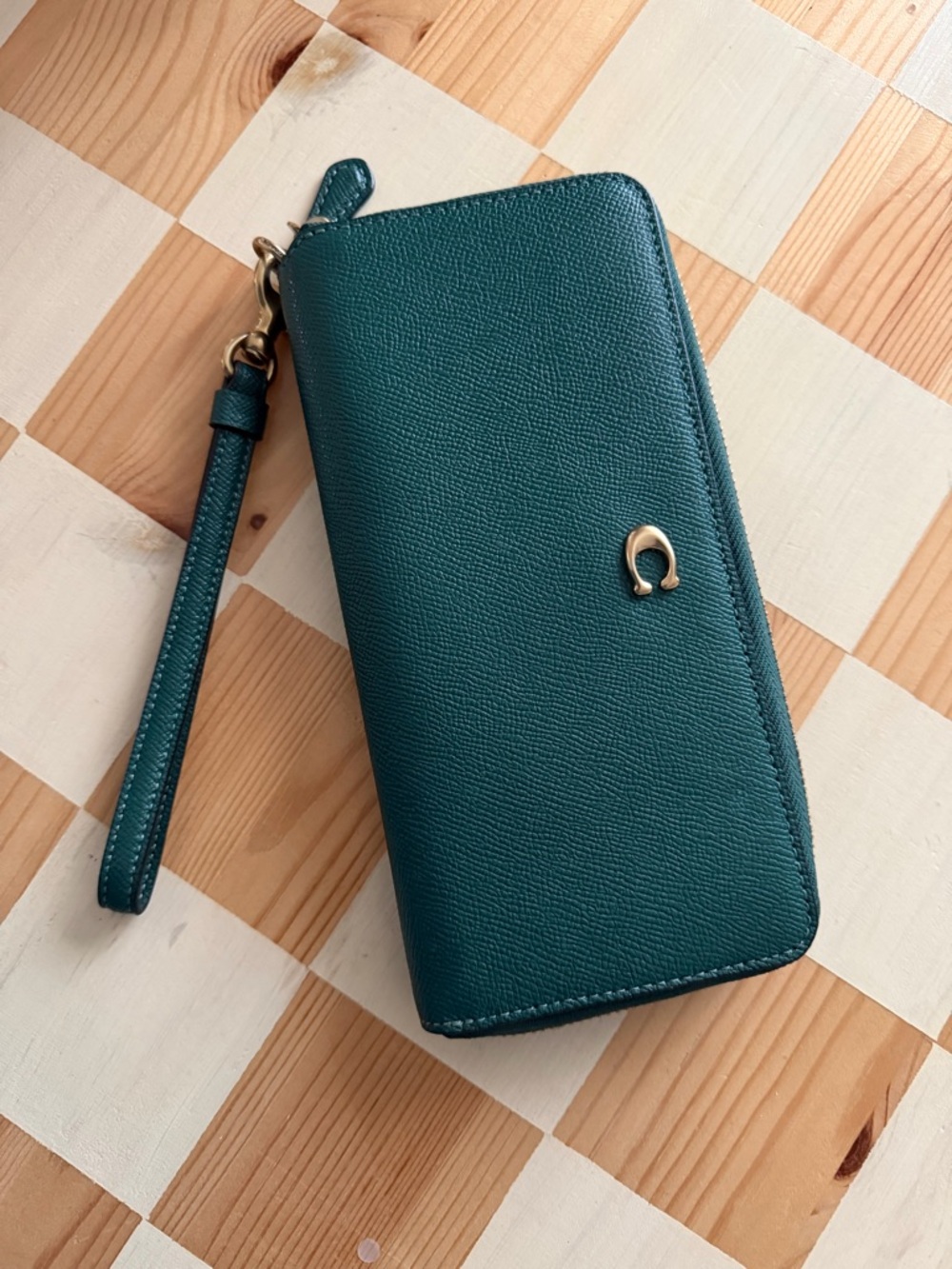 Coach Green Zip Wristlet Wallet with Gold Hardware
